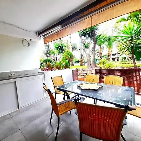 Coqueto Apartamento Puerto Banus Marbella