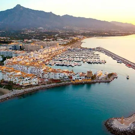 Coqueto Apartamento Puerto Banus Apartamento *